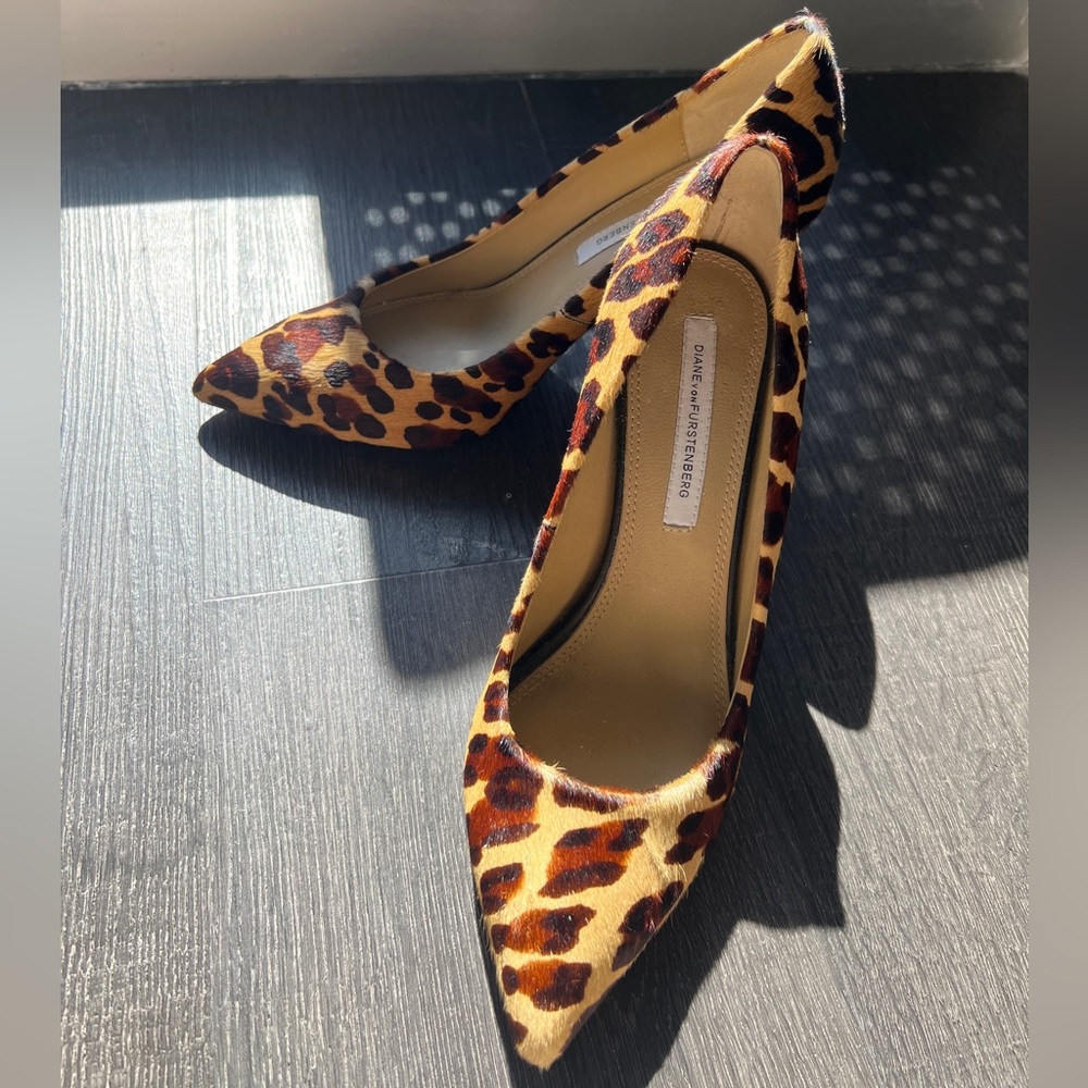 Diane Von Furstenberg pony-style calfskin heels